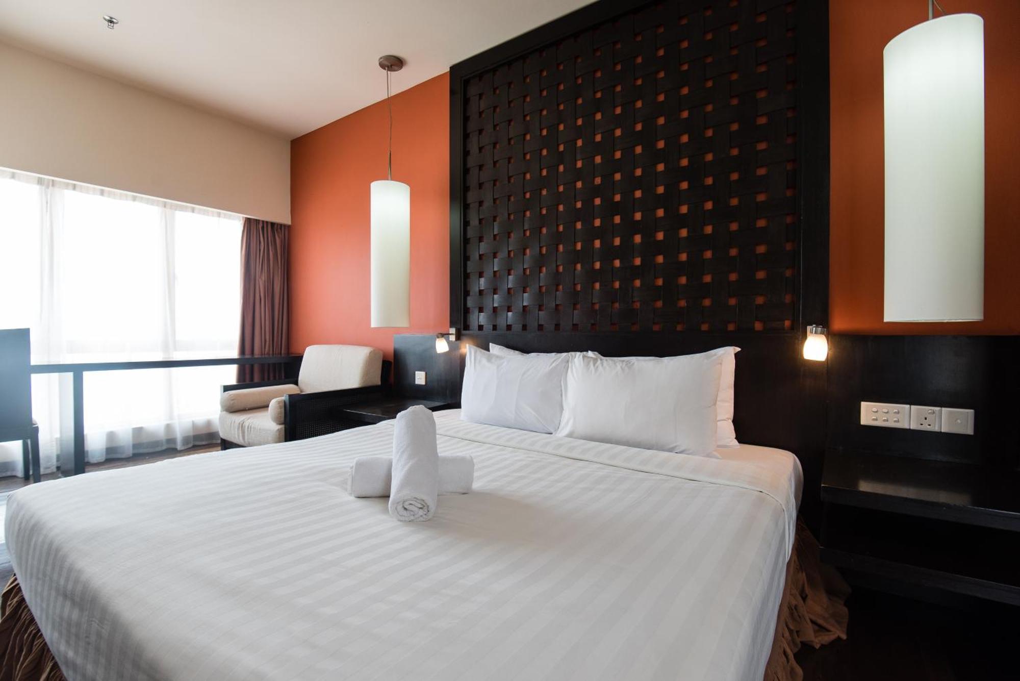 Resort Suites At Bandar Sunway Субанг Джая Екстериор снимка