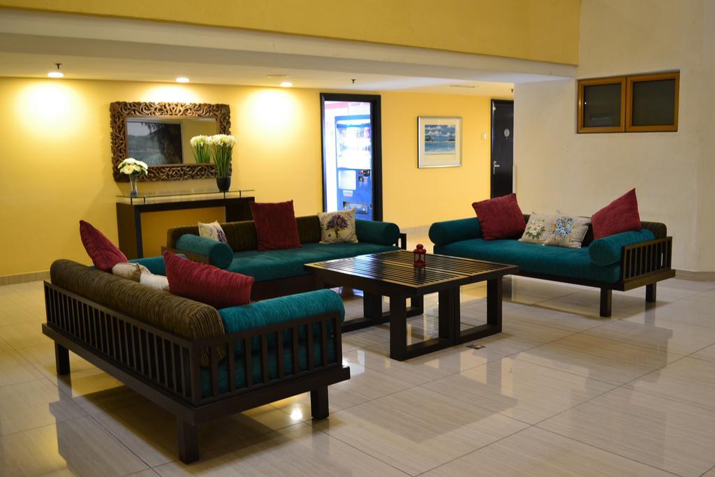 Resort Suites At Bandar Sunway Субанг Джая Екстериор снимка