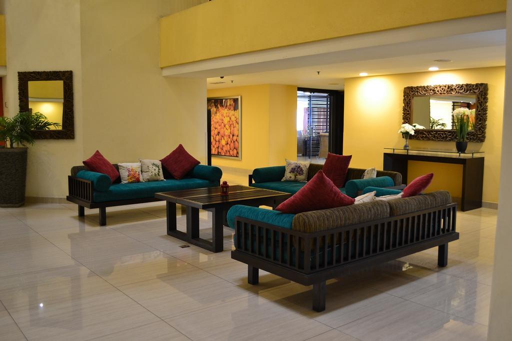 Resort Suites At Bandar Sunway Субанг Джая Екстериор снимка